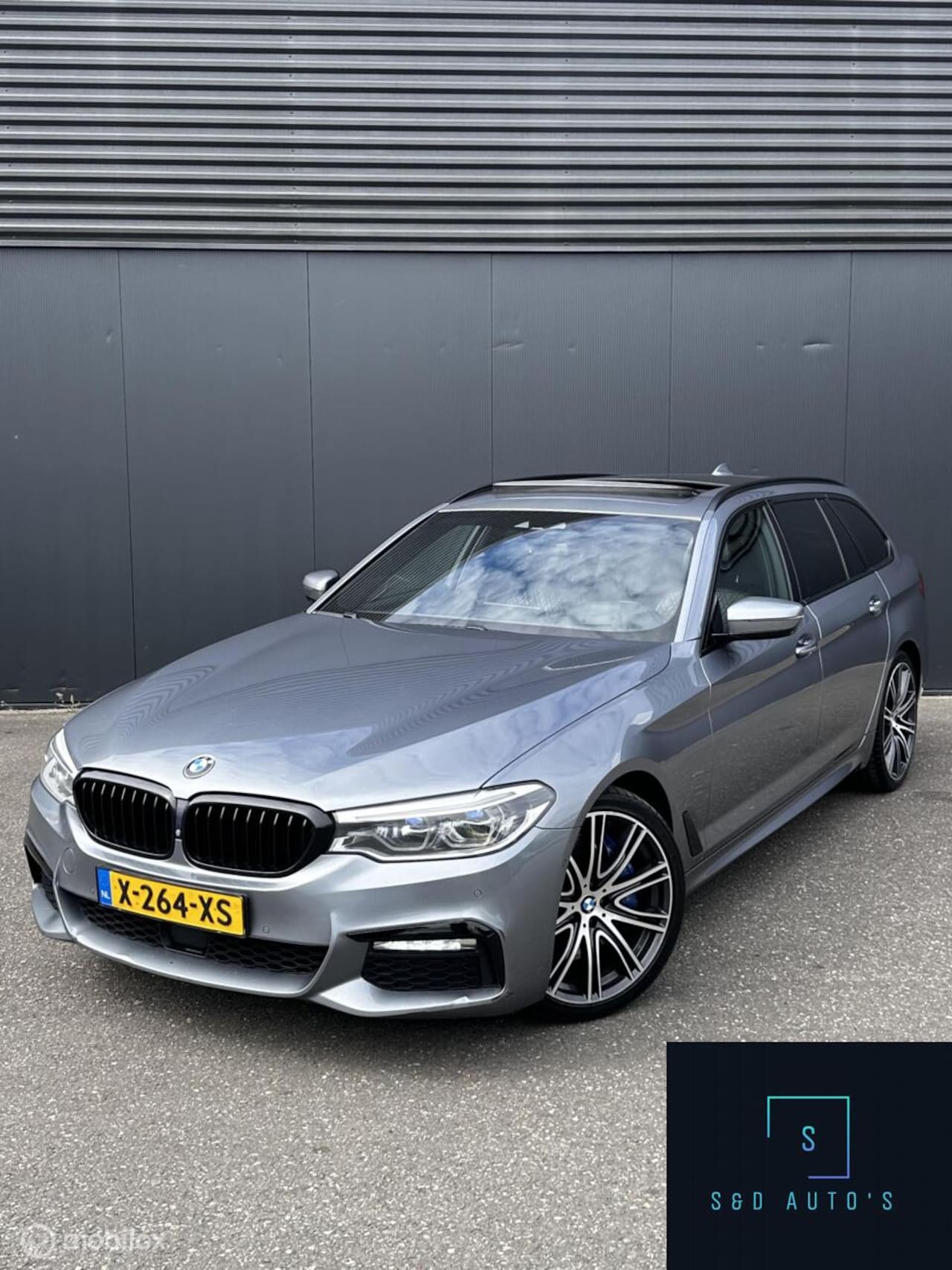 BMW 5-serie Touring - 540d xDrive High Executive 540d xDrive High Executive - AutoWereld.nl