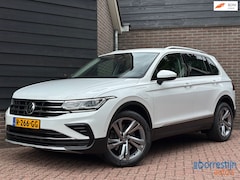 Volkswagen Tiguan - 1.4 TSI eHybrid Business+ | ACC | Camera | IQ.Light | CarPlay | Trekhaak