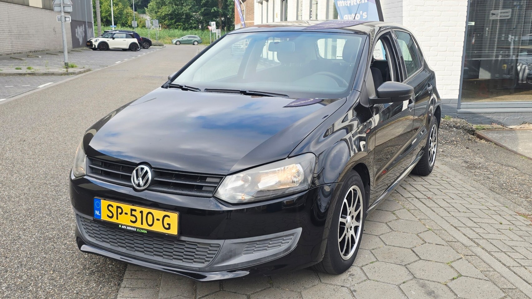 Volkswagen Polo - 1.2 Easyline*airco ijs*deler onderhoud*apk*zeer nette auto*navi*achteruit camra*rijd perfe - AutoWereld.nl