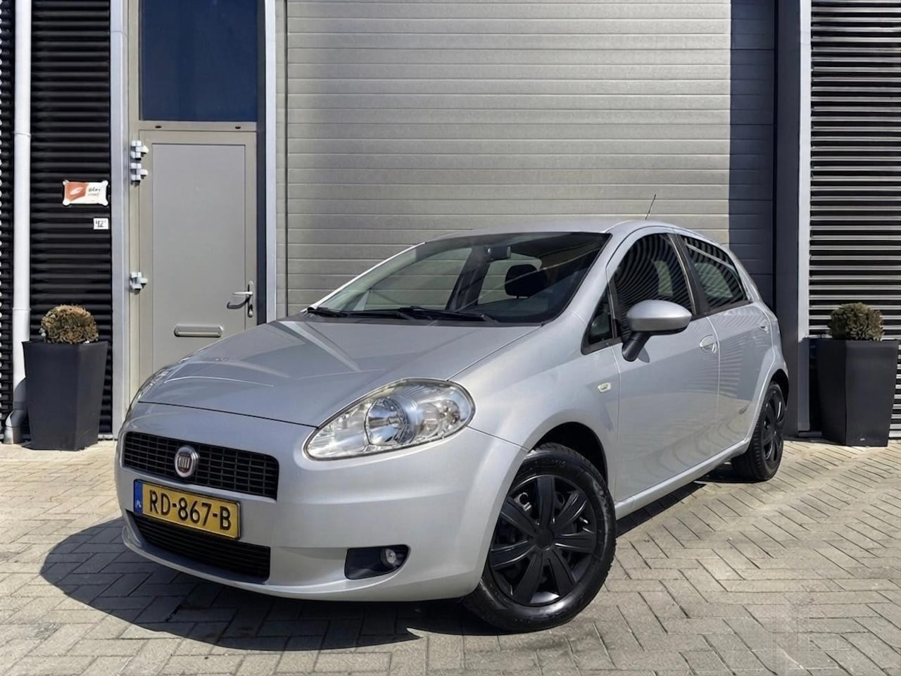 Fiat Grande Punto - 1.2 Active/Nieuwe APK/Inruilkoopje zo mee/ - AutoWereld.nl
