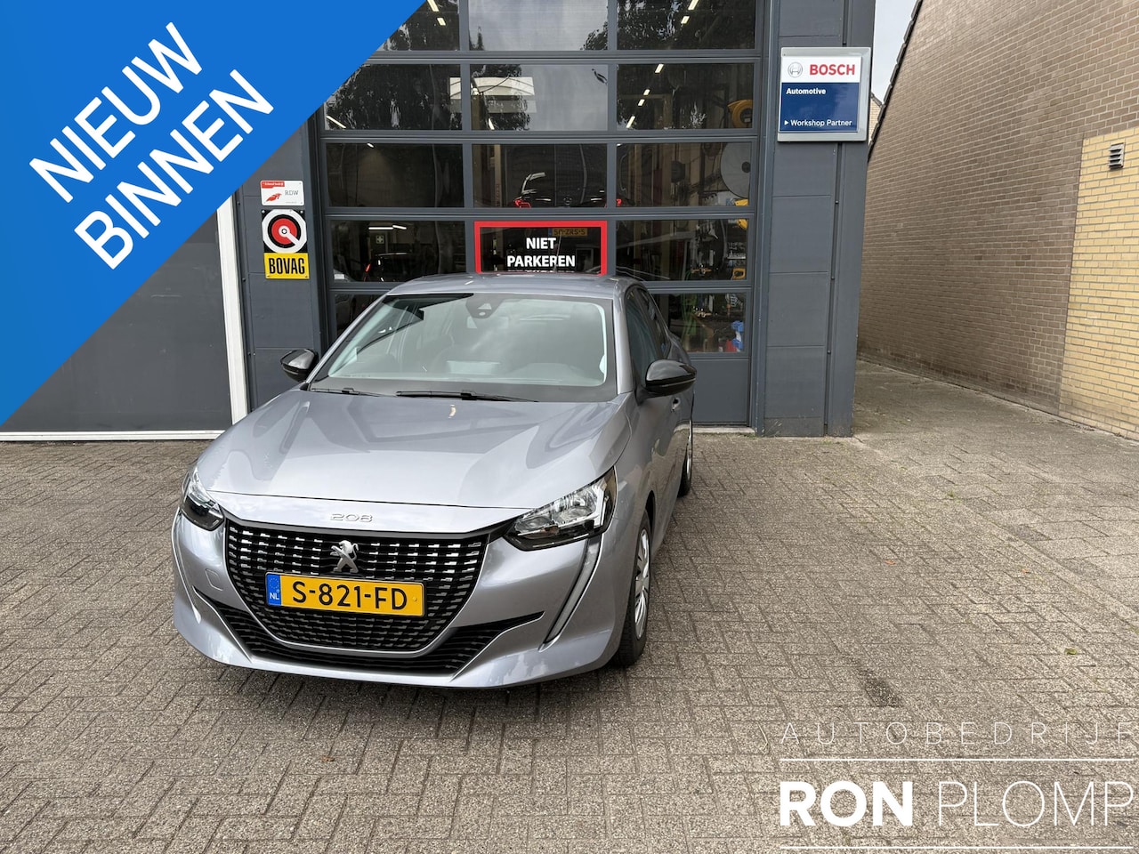 Peugeot 208 - 1.2 PureTech Active / Airco/ Apple carplay/ Cruise/ - AutoWereld.nl