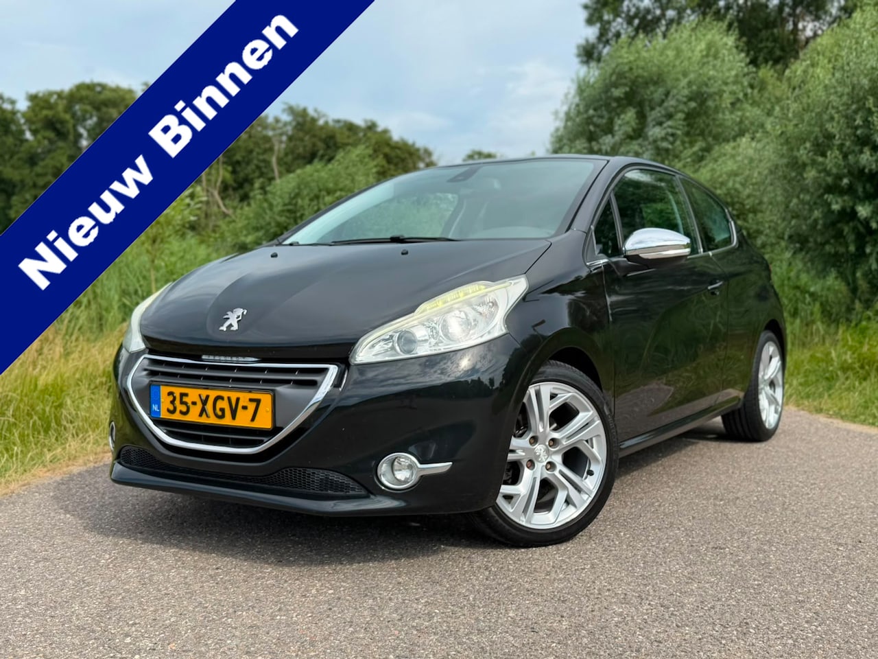 Peugeot 208 - 1.6 VTi Allure / Orginele NL Auto / Airco / Navigatie / Half Leder / LMV / NAP - AutoWereld.nl