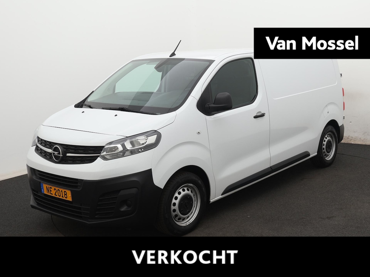Opel Vivaro - 1.5 Diesel 120 S&S L2 | 120pk | Laadvloer | Gladde Betimmering | Airco | Parkeersensoren | - AutoWereld.nl