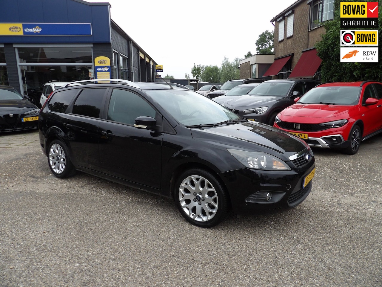 Ford Focus Wagon - 1.6 Trend / Trekhaak / incl extra set winterbanden - AutoWereld.nl