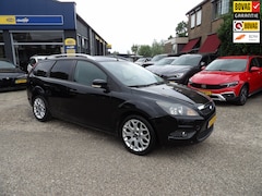 Ford Focus Wagon - 1.6 Trend / Trekhaak / incl extra set winterbanden