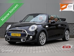 MINI Cabrio - 2.0 Cooper S Chili Serious Business| Full-Option