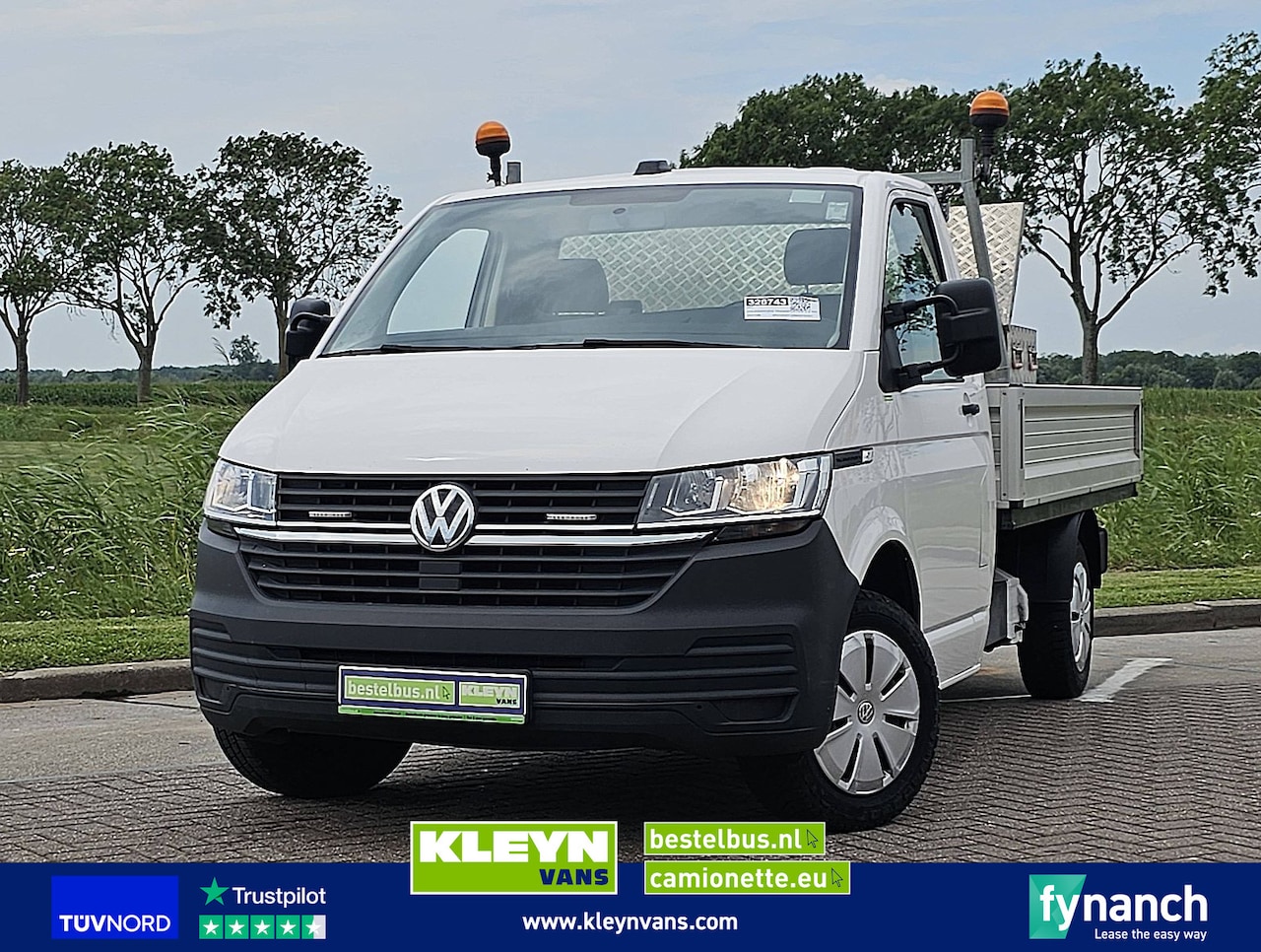 Volkswagen Transporter - 2.0 TDI L2 Open-Laadbak T6.1 - AutoWereld.nl