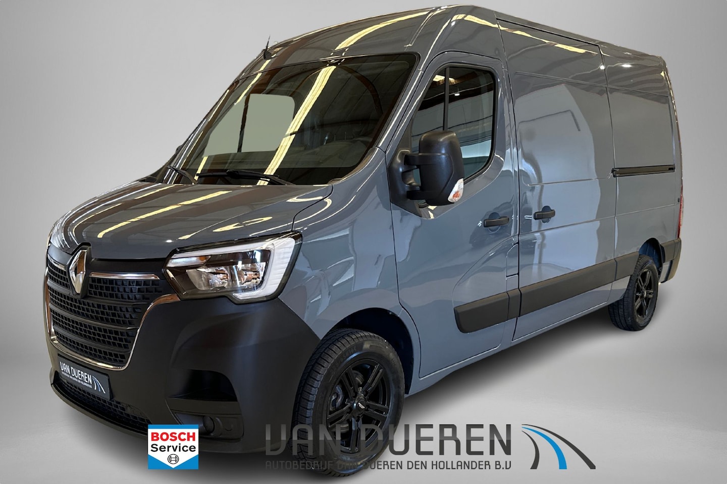 Renault Master - T33 2.3 dCi 135 L2H2 2x Schuifdeur, CarPlay, Trekhaak - AutoWereld.nl