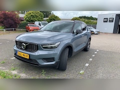 Volvo XC40 - T4 R-Design | Adaptive Cruise | BLIS | Pano. dak | 360 Camera | Keyless | Donker Glas | St