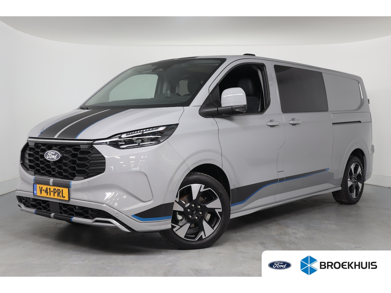Ford Transit Custom - 320 2.5 PHEV L2H1 Sport DC | Trekhaak | 360* Camera | Adaptieve Cruise Control | Stoel & S - AutoWereld.nl