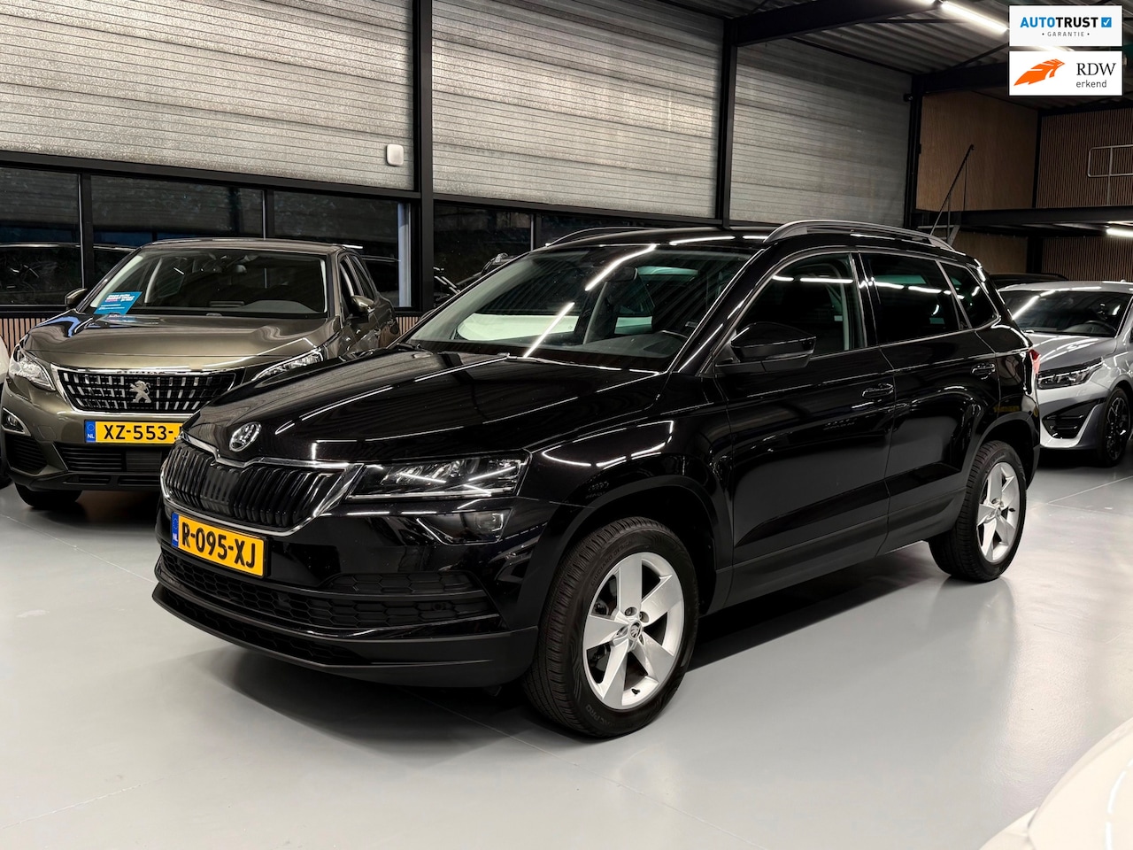 Skoda Karoq - 1.5 TSI ACT DSG Business Edition Led l CarPlay l ACC - AutoWereld.nl