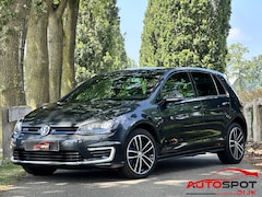 Volkswagen Golf - 1.4 TSI GTE