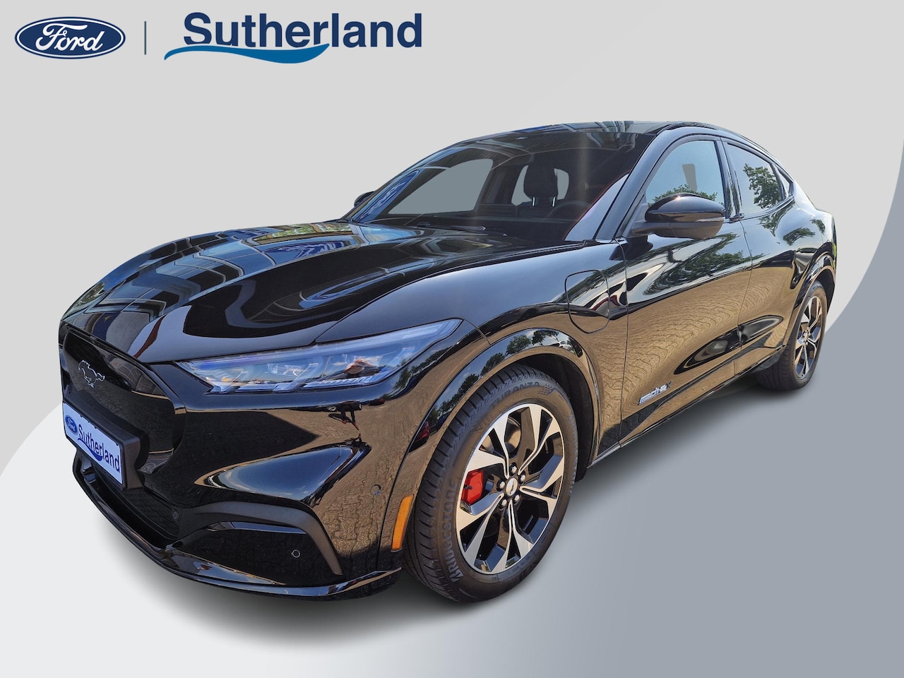 Ford Mustang Mach-E - Extended AWD 98 kWh | maar 17435 KM! | Panoramadak | B&O | Lederen bekleding | 20 inch LMV - AutoWereld.nl