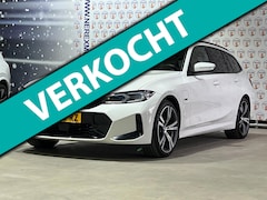 BMW 3-serie Touring - 330e M-sport/SHADOW-LINE/PANO/19"/CAM/ACC