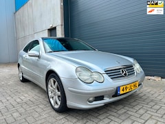 Mercedes-Benz C-klasse Sportcoupé - 200 K. PANO NAVI APK