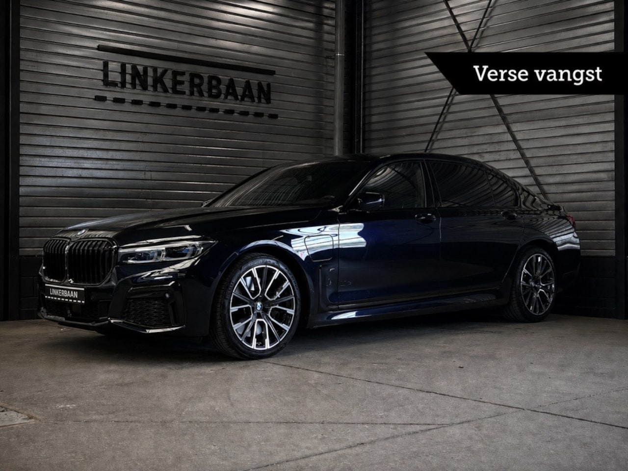 BMW 7-serie - 745 L e xDrive M Sport | Bowers & Wilkins | vierwielbesturing | Stoelmassage | Stoelkoelin - AutoWereld.nl