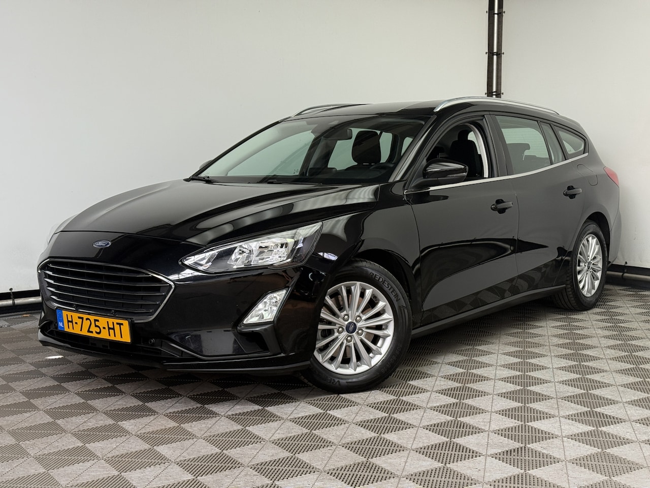 Ford Focus Wagon - 1.0 EcoBoost Titanium Business 1.0 EcoBoost Titanium Business - AutoWereld.nl