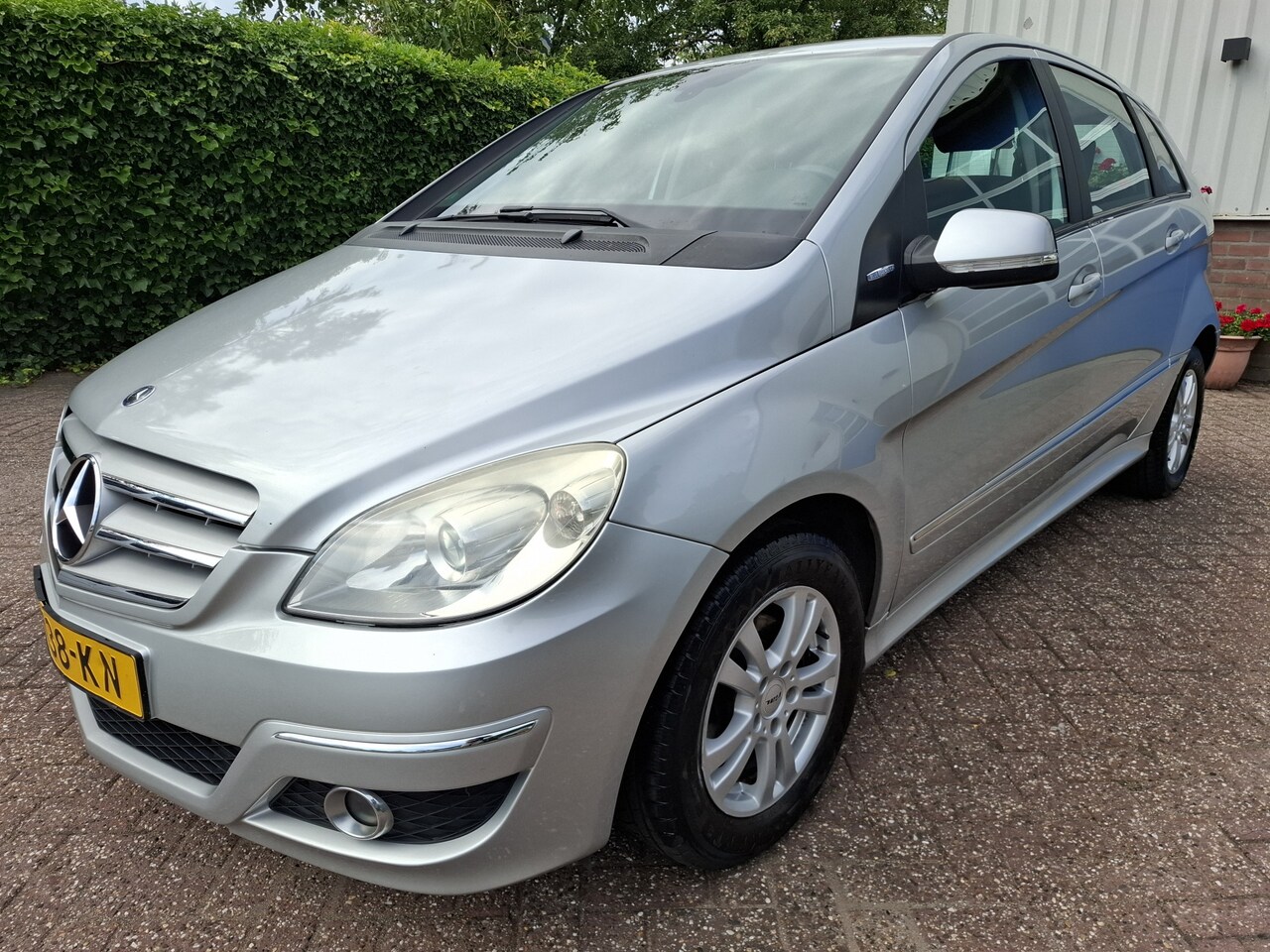 Mercedes-Benz B-klasse - 180 BlueEFFICIENCY AIRCO/STOELVERWARMING 116PK - AutoWereld.nl