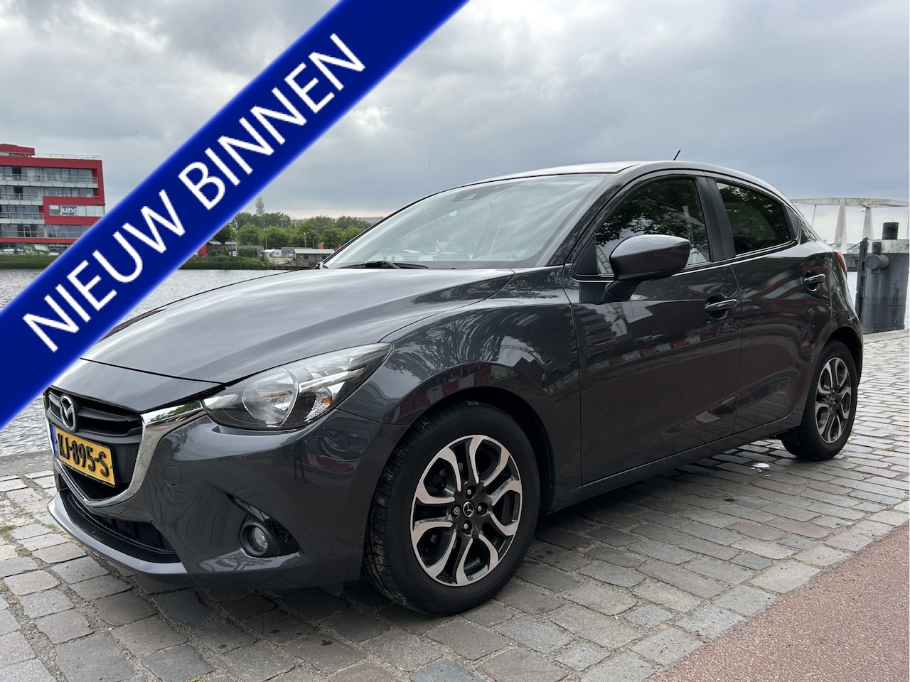 Mazda 2 - 1.5 Skyactiv-G GT-M Line airco/ecc navi apk Nieuwstaat !!! - AutoWereld.nl