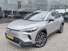 Toyota Corolla Cross - Hybrid 140 Dynamic | Sensoren v/a | El. Achterklep | Stoelverwar