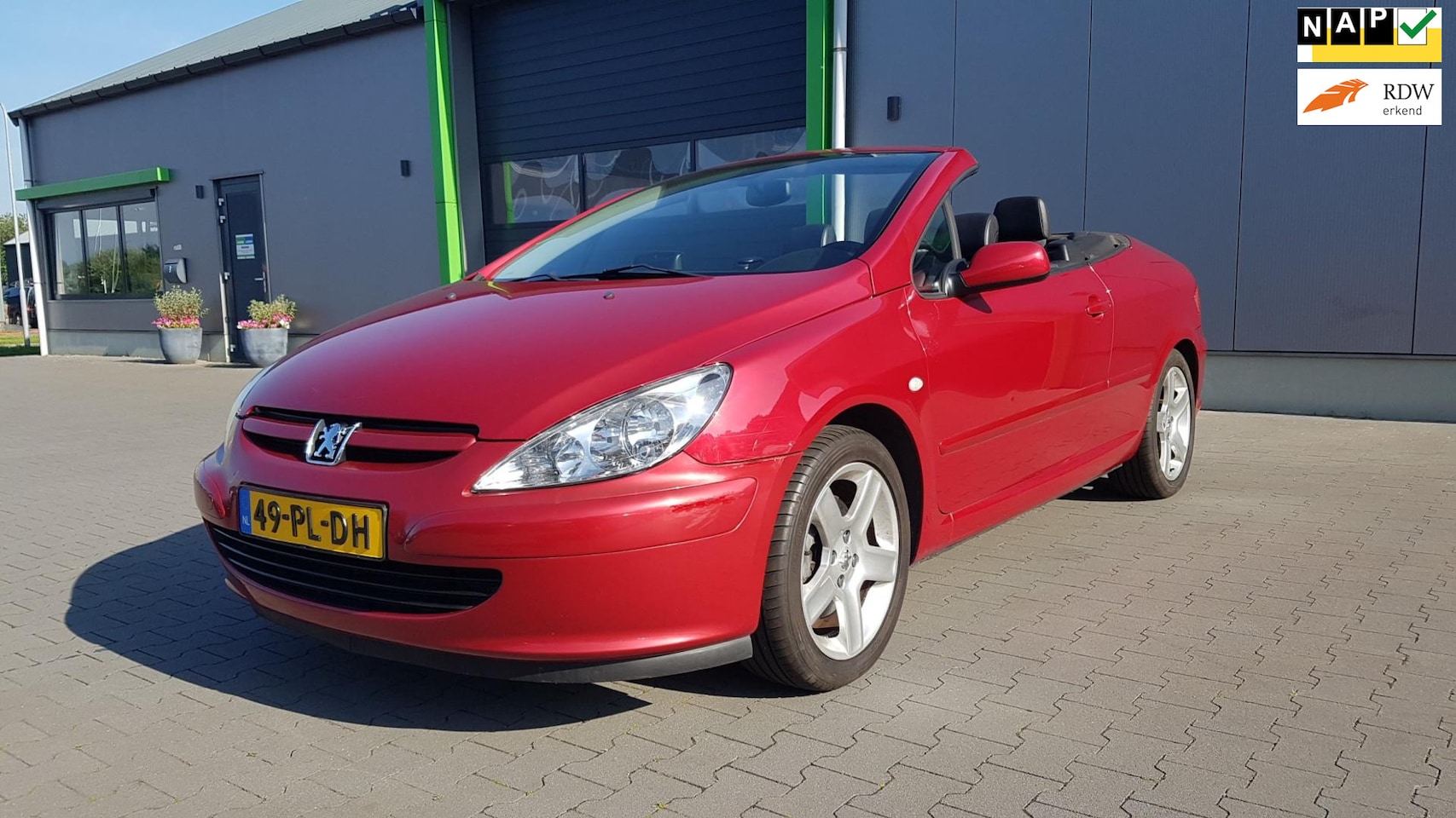 Peugeot 307 CC - 2.0-16V Sport in nette staat Goed onderhouden Cabrio elec. inklapbaar Airco Centr.vergr. m - AutoWereld.nl