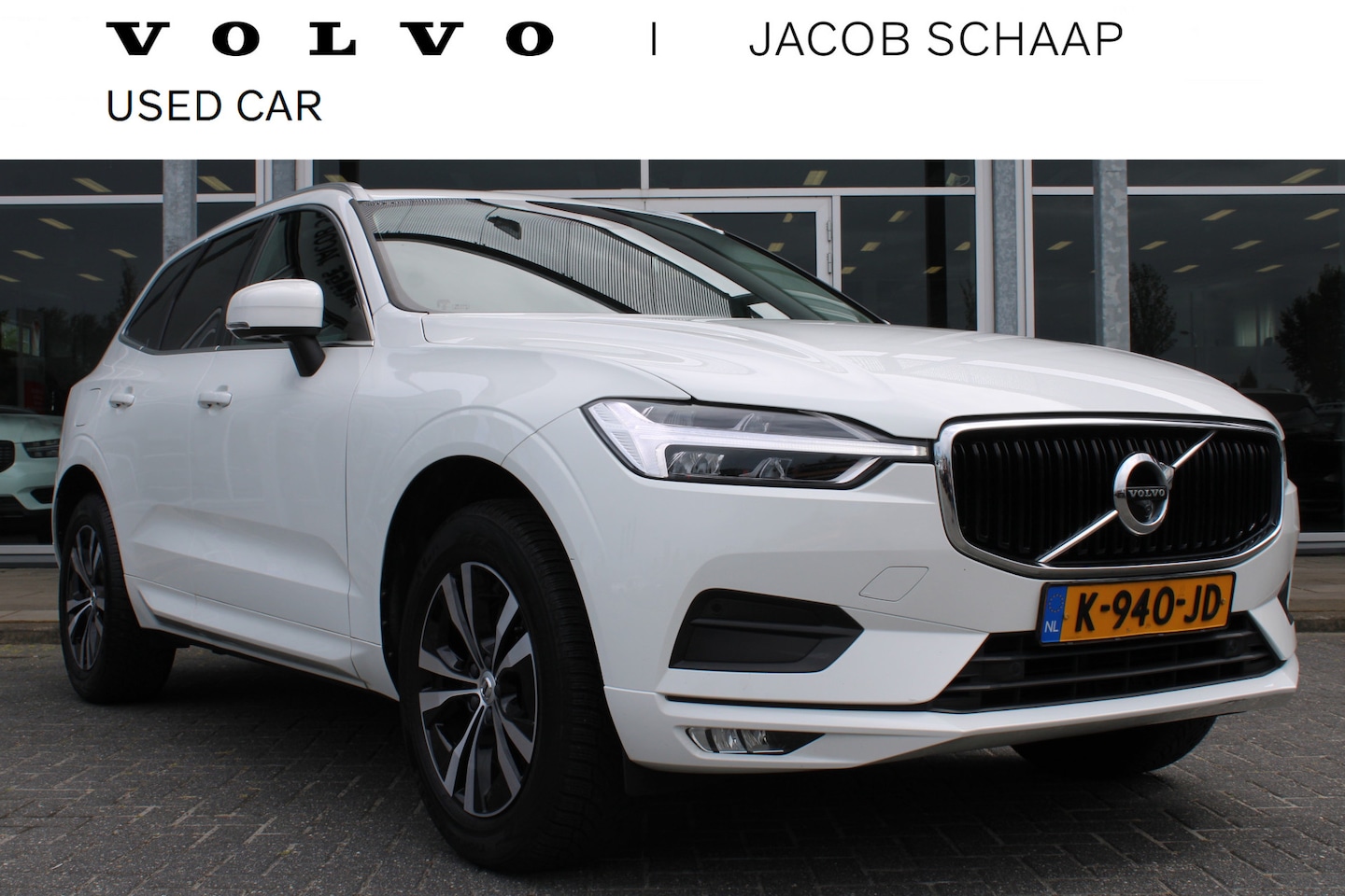 Volvo XC60 - B4 198PK Automaat Business Pro | Trekhaak | H&K Audio | Adapt. Cruise | 360 Camera | Priva - AutoWereld.nl