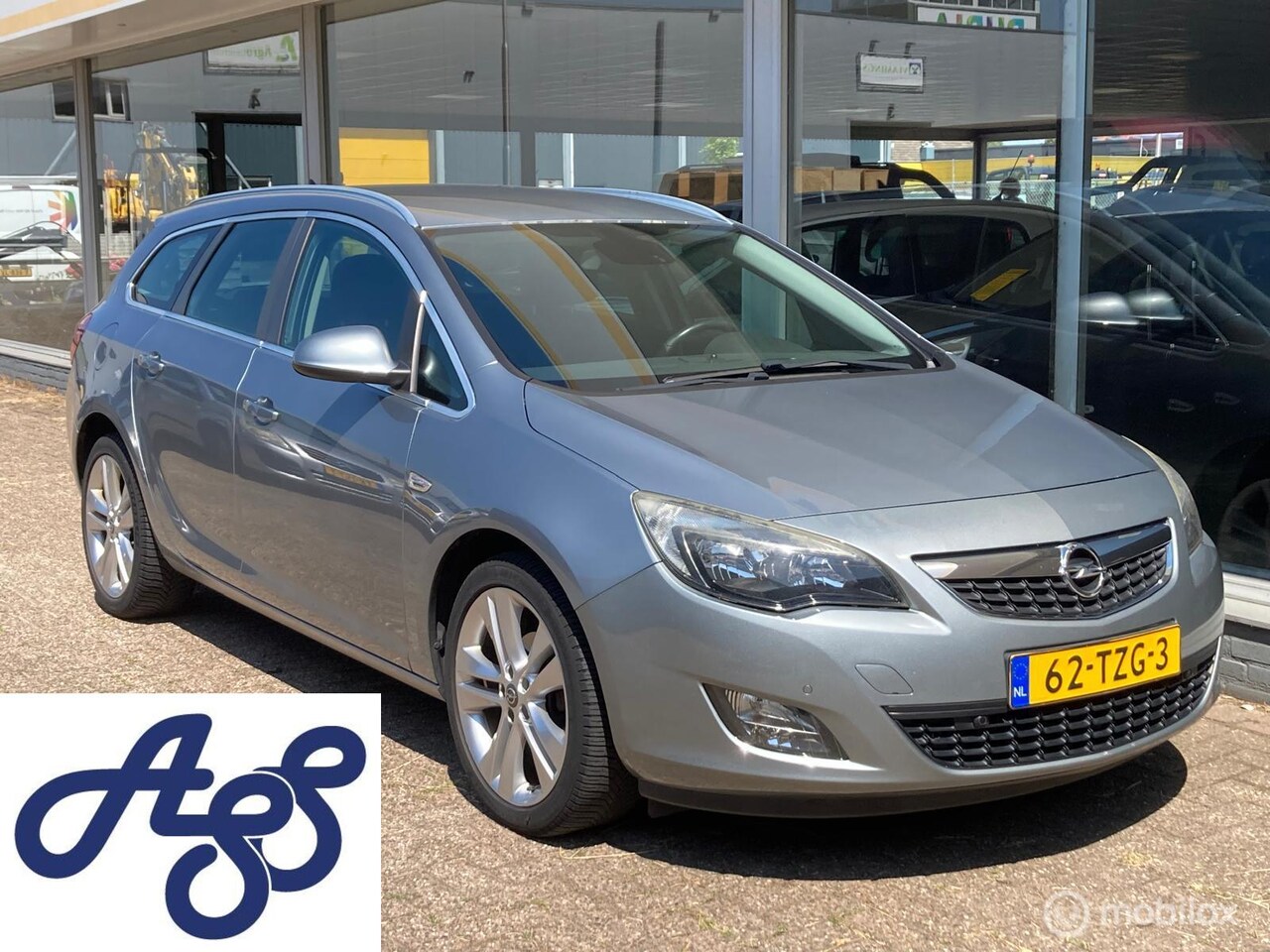 Opel Astra Sports Tourer - 1.4 Turbo 04-12 APK28-4-27 160263km - AutoWereld.nl