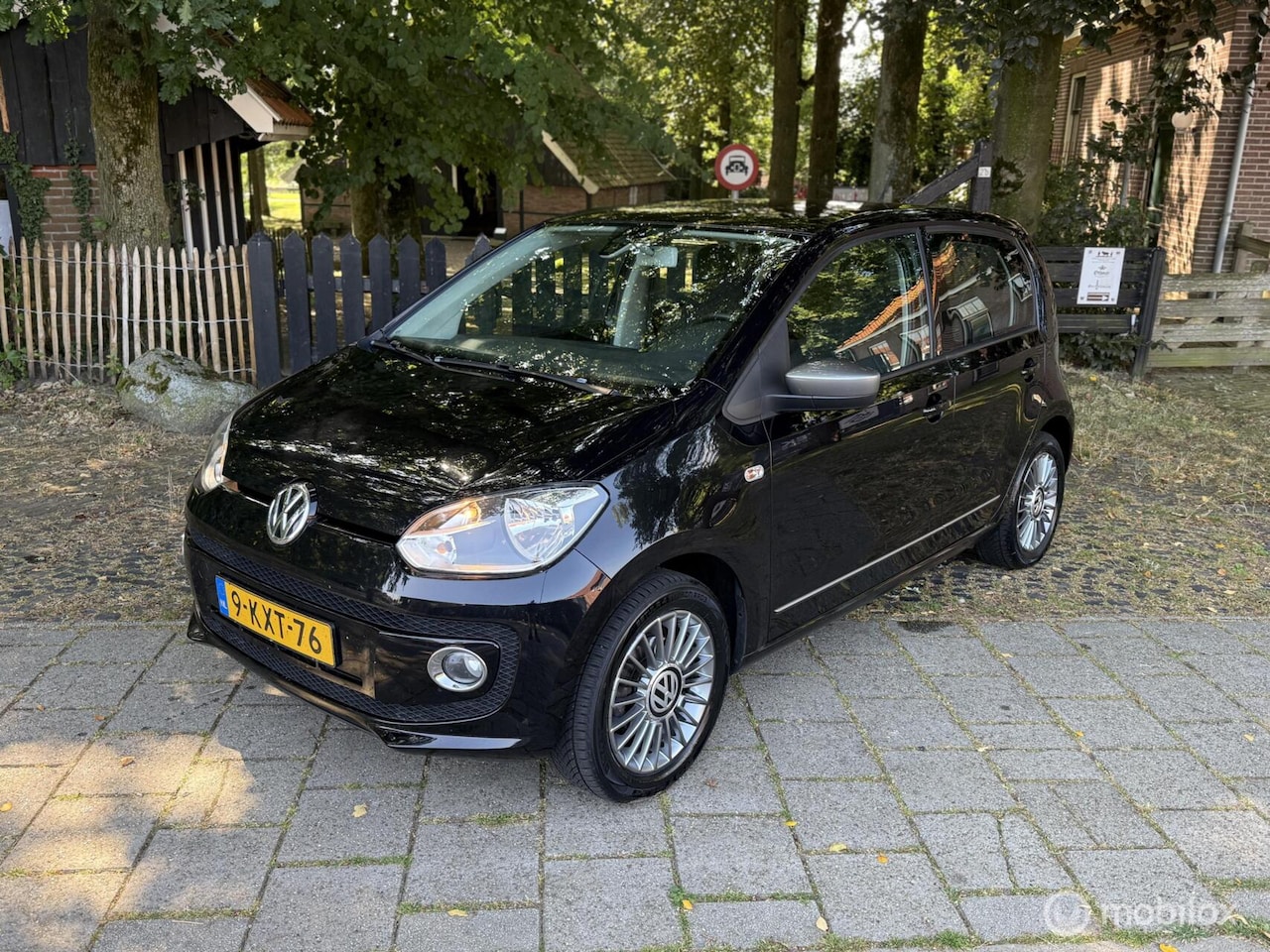 Volkswagen Up! - cheer up Automaat Nieuwe APK Beurt & Banden! - AutoWereld.nl