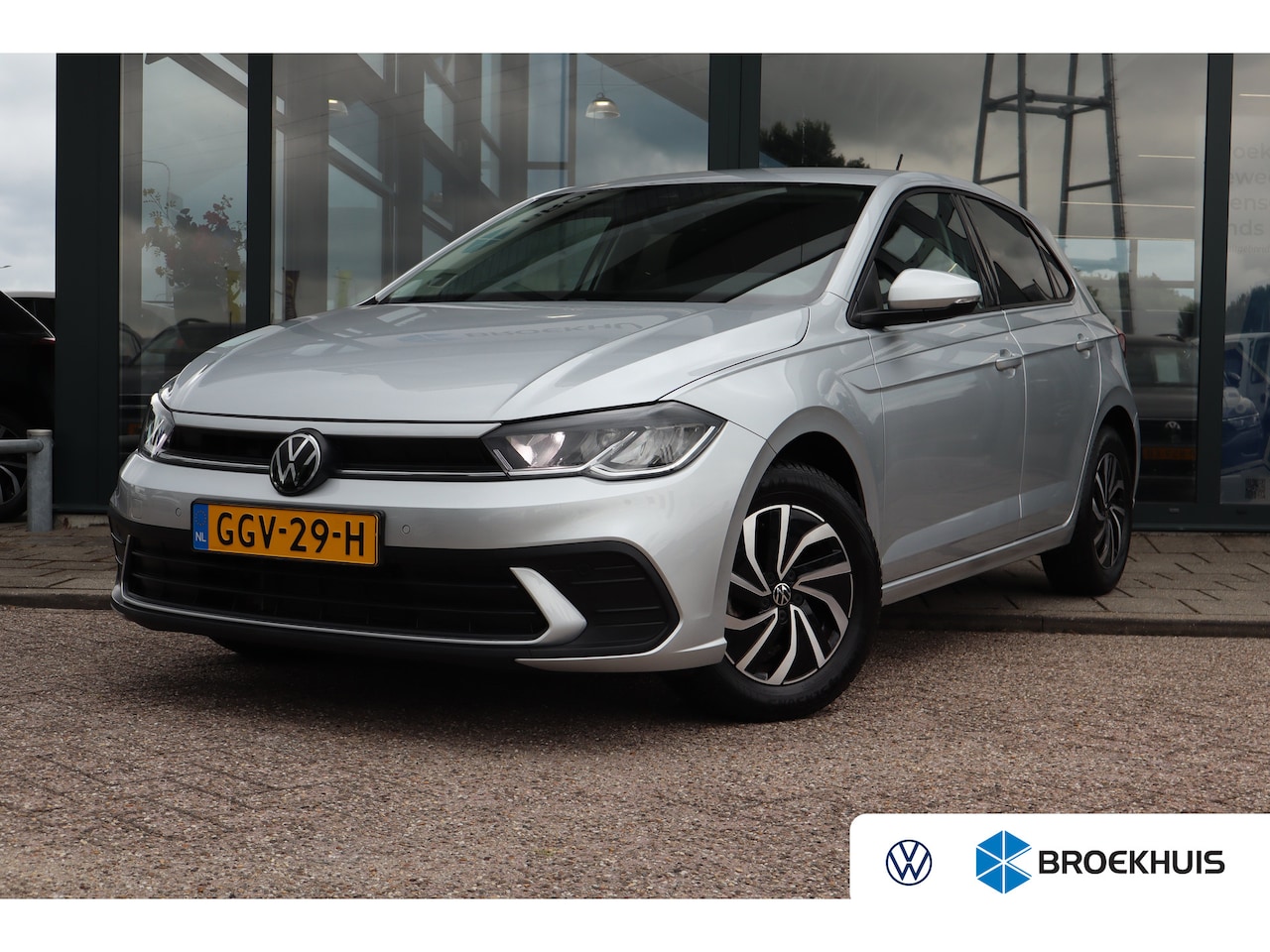 Volkswagen Polo - 1.0 TSI Life Edition 95PK | Achteruitrijcamera | Airco | Cruise control adaptief - AutoWereld.nl