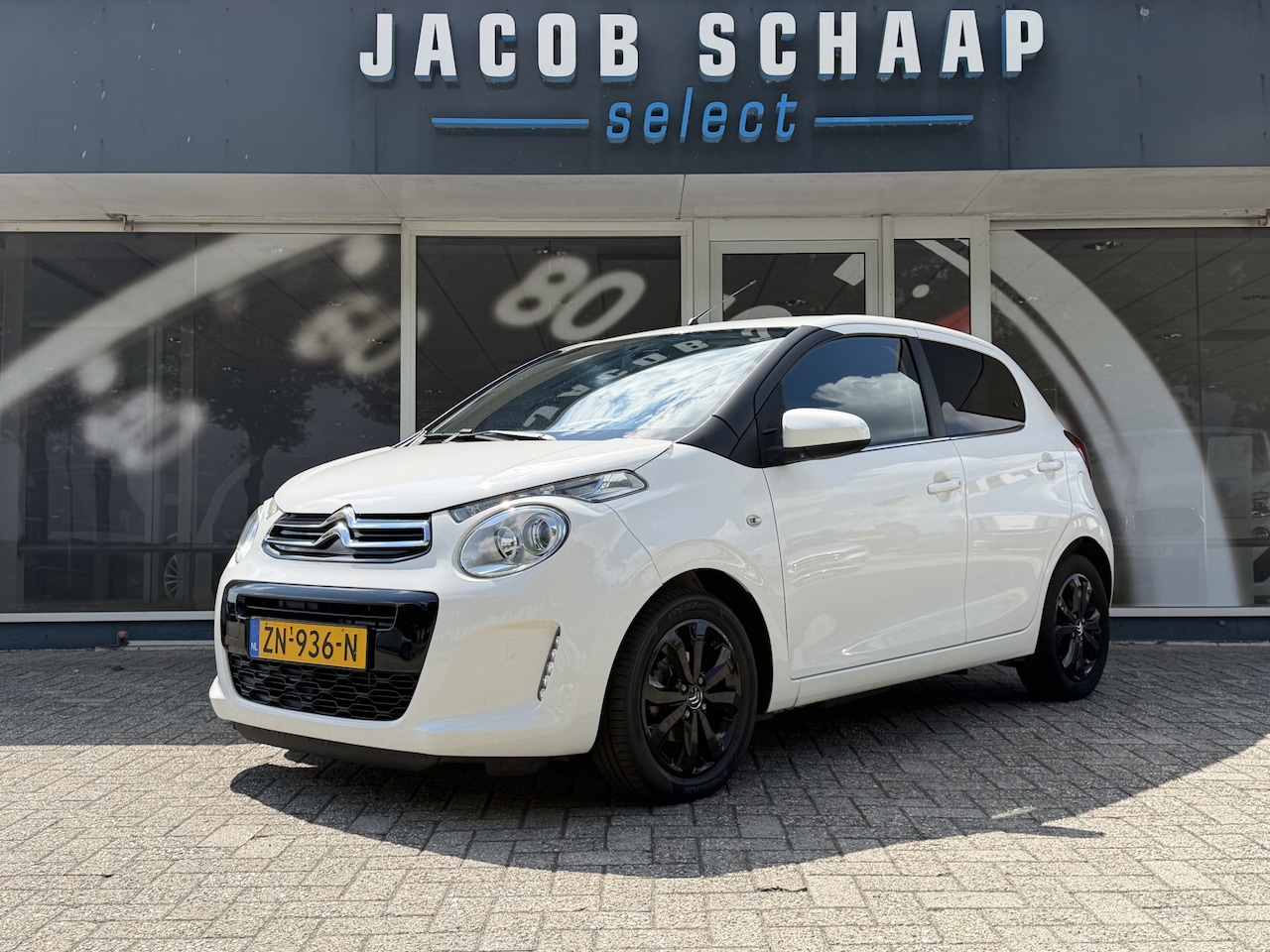 Citroën C1 - 1.0 VTi Shine / Leder / Camera / Cruise Control / Stoelverwarming / - AutoWereld.nl