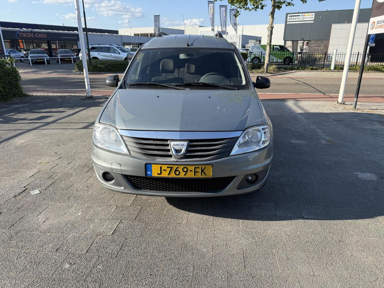 Dacia Logan MCV - 1.6 Ambiance 7p. 1.6 Ambiance 7p. - AutoWereld.nl