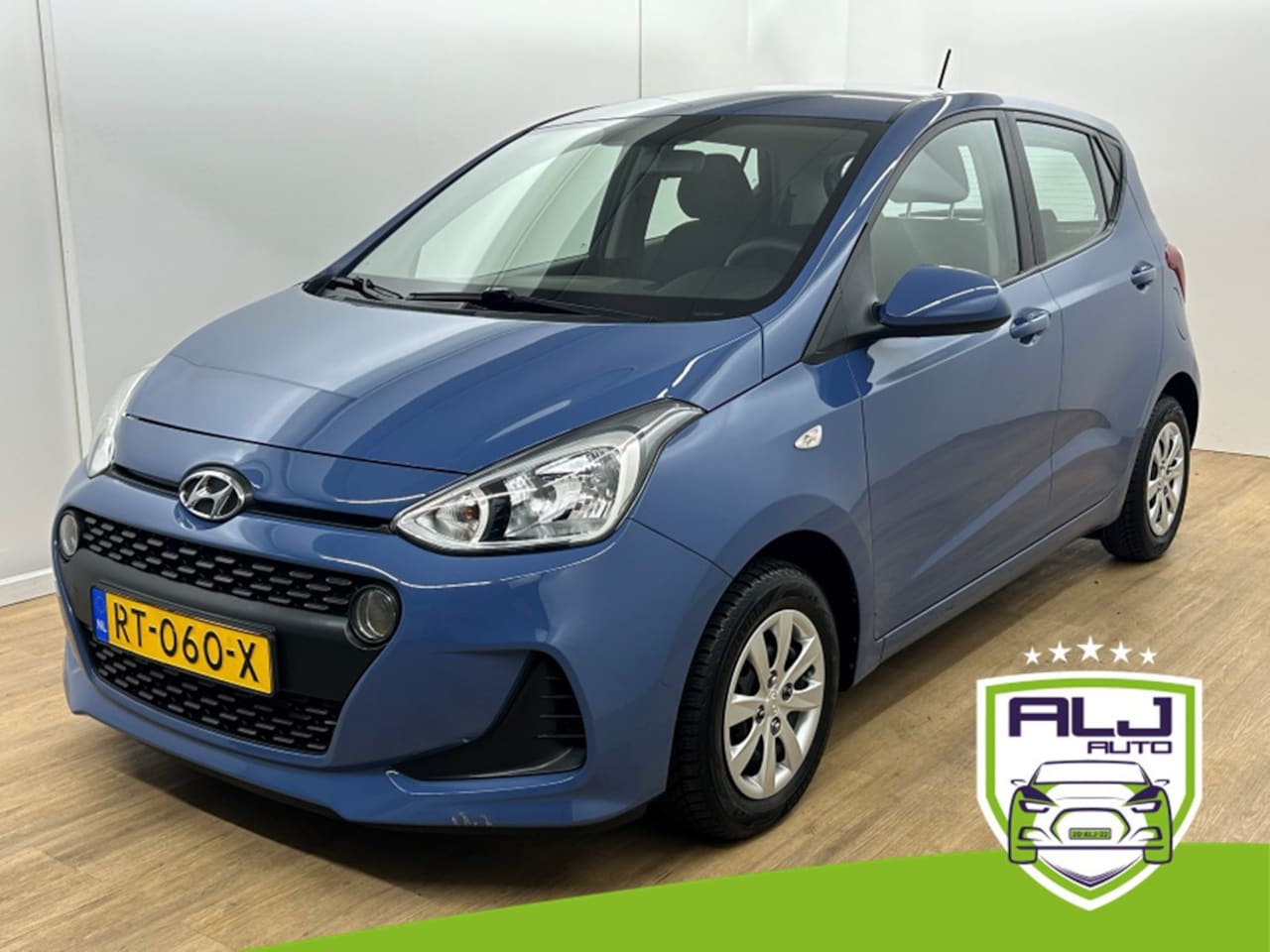 Hyundai i10 - Occasion 1.0i Comfort | Blauw | Tweedehands Hyundai i10 | Airco | Carplay audio | Navigati - AutoWereld.nl