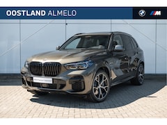 BMW X5 - xDrive45e High Executive M Sport Automaat / Panoramadak / Trekhaak / Laserlight / Comforts
