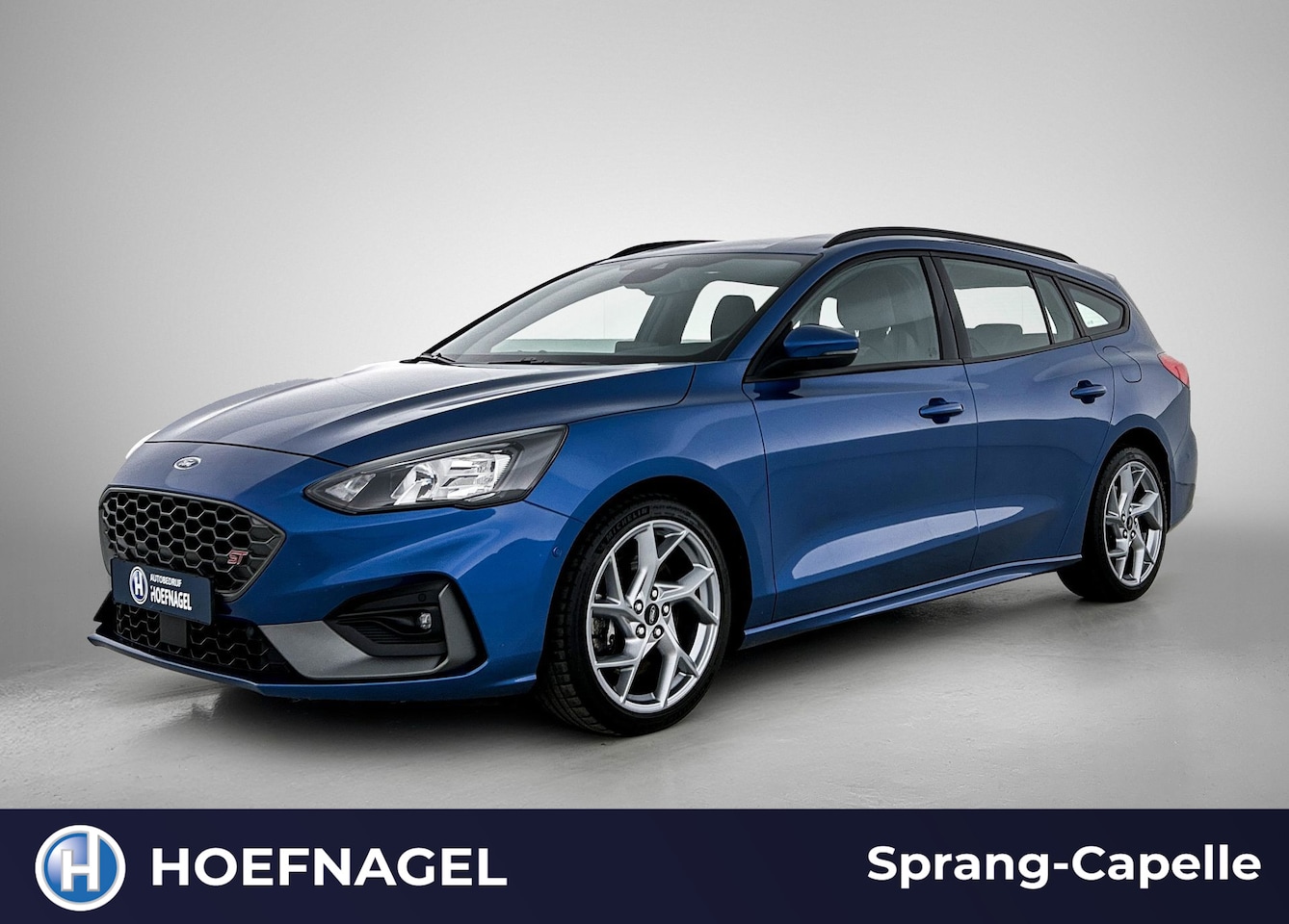 Ford Focus Wagon - 2.3 EcoBoost ST-3 | Camera | Stoel-/Stuurverwarming | Cruise Control | Navigatie - AutoWereld.nl