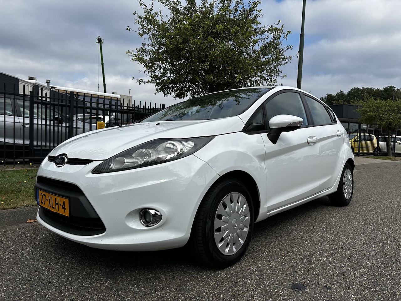 Ford Fiesta - 1.6 TDCi 95PK ECOnetic 5D Lease Trend Airco Nwe APK - AutoWereld.nl