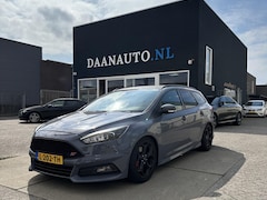 Ford Focus Wagon - 2.0 ST-3