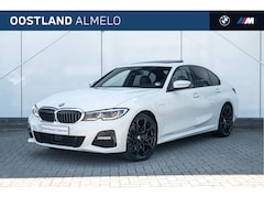 BMW 3-serie - 330e M Sport Automaat / Schuif-kanteldak / Trekhaak / Sportstoelen / Laserlight / M Adapti