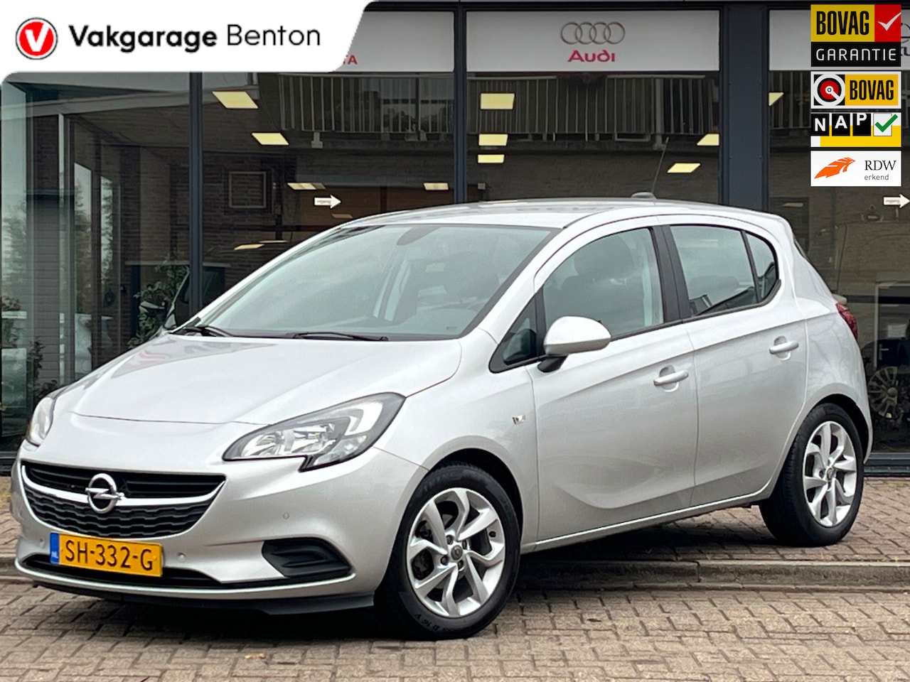 Opel Corsa - 1.4 AUTOMAAT Online Edition | Apple CarPlay | Android Auto | Airco | PDC V+A | Trekhaak | - AutoWereld.nl