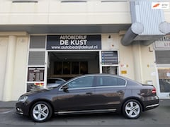 Volkswagen Passat - 1.4 TSI DSG 2011 Navi Clima