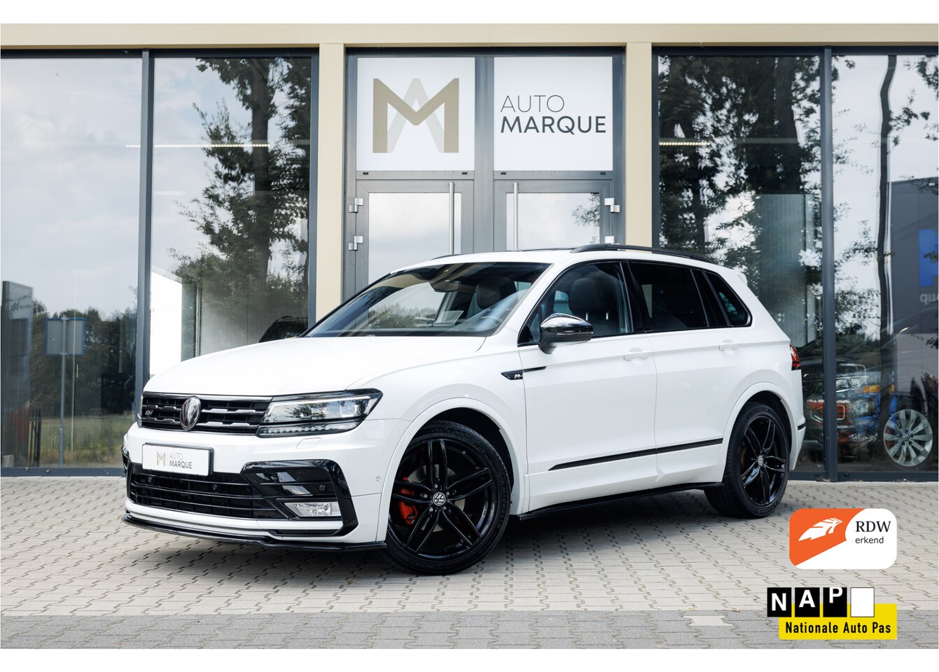 Volkswagen Tiguan - 1.4 TSI ACT 150PK DSG Aut. | 3x R-Line | Panoramadak | 20" LM Velgen | Dynaudio | Wegklapb - AutoWereld.nl