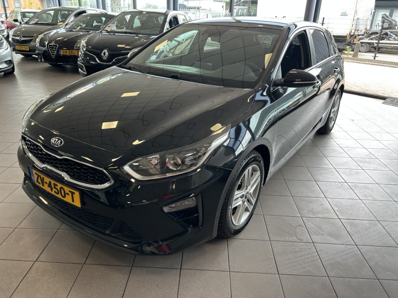 Kia Cee'd - Ceed 1.0 T-GDi DynamicL. Eerste Eig Cam BJ 2019 !!!! - AutoWereld.nl