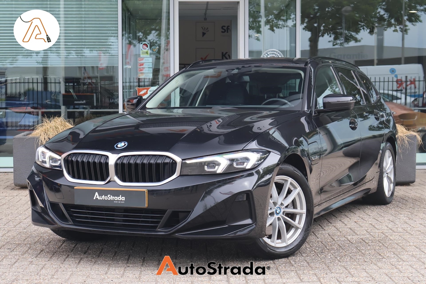 BMW 3-serie Touring - (g21) 320e High Executive 204pk | Camera | Memory | Leder | Stoelverwarming - AutoWereld.nl