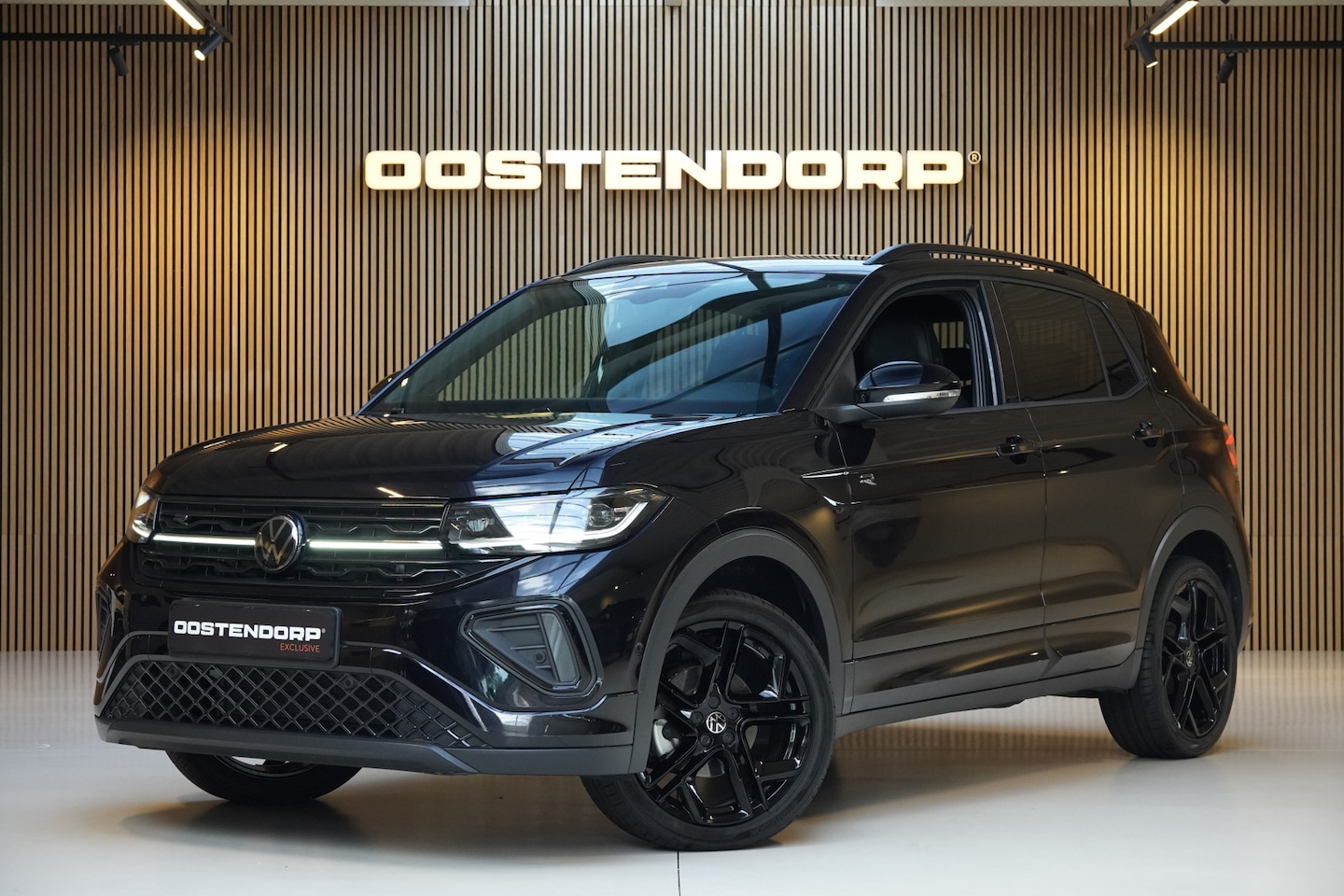 Volkswagen T-Cross - 1.5TSI/150pk DSG R-Line Blackstyle|2025|Trekhaak|Navi|PDC+Camera|LED|Virtual Cockpit|Cruis - AutoWereld.nl