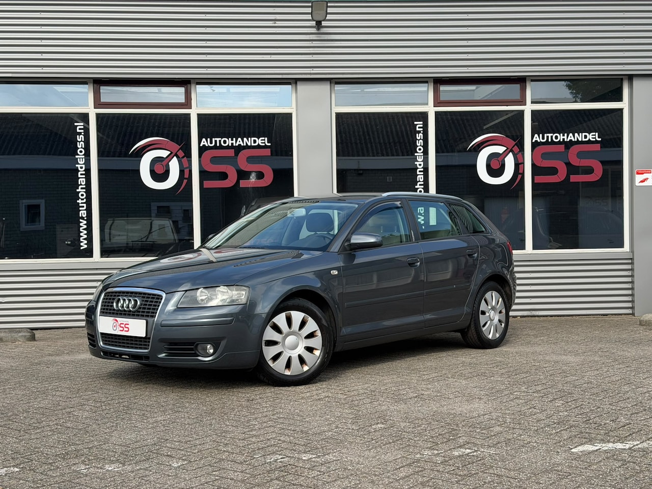 Audi A3 Sportback - 1.6 Attraction Pro Line Business | AIRCO TREKHAAK CRUISECONTROL LMV | - AutoWereld.nl