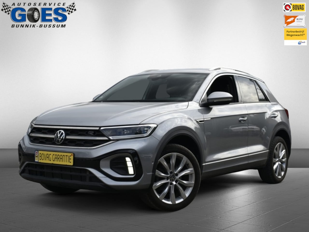 Volkswagen T-Roc - R-Line camera/clima/el a klep/stoelverw - AutoWereld.nl
