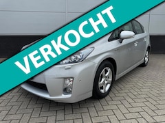 Toyota Prius - 1.8 Hybrid Dynamic Business Clima - camera - navi - sensoren - HUD - 1e eigenaar