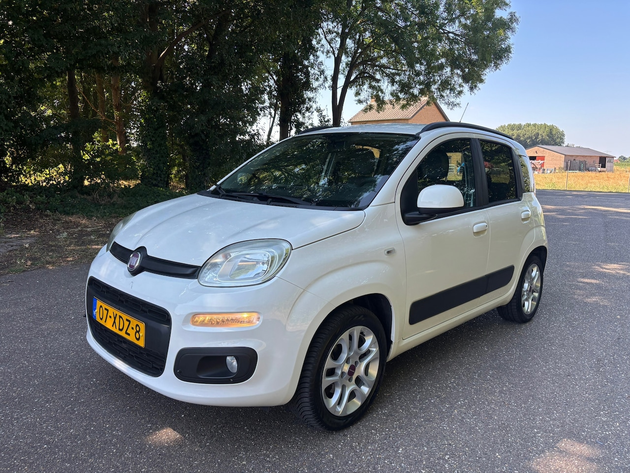 Fiat Panda - 0.9 TwinAir Lounge | NAP! | Airco | LM velgen | APK 05-2027 - AutoWereld.nl