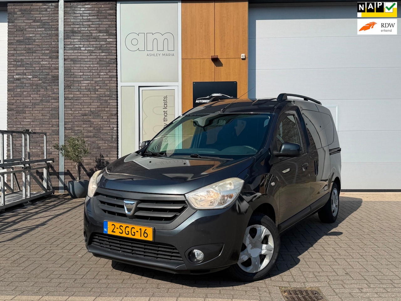 Dacia Dokker - 1.2 TCe Lauréate | 1ste eigenaar | airco | nwe apk | - AutoWereld.nl