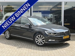 Volkswagen Passat Variant - 1.4 TSI ACT Highline Automaat / Carplay / ACC / HUD / Virtual Display / Stoelverwarming