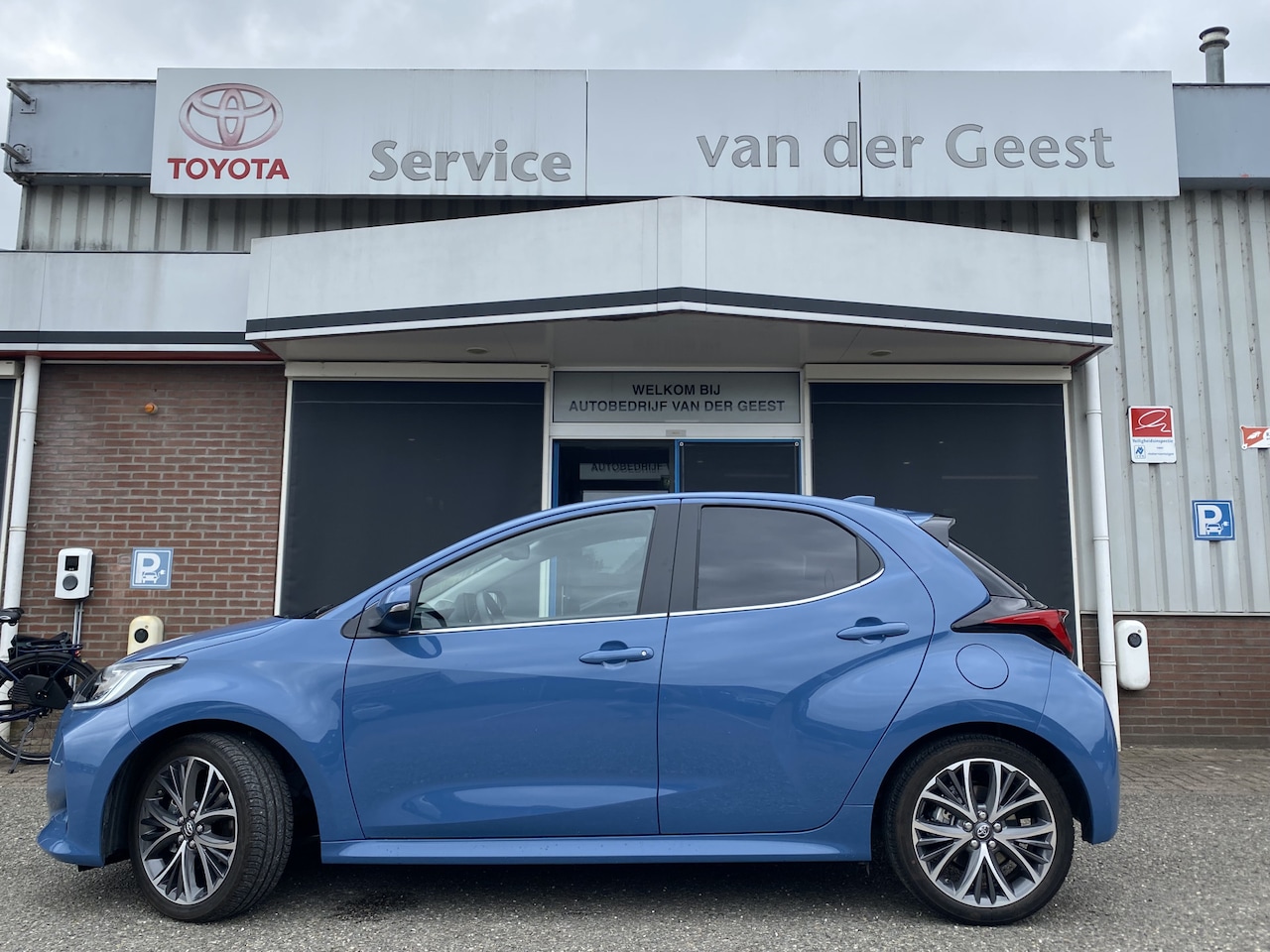 Toyota Yaris - 1.5 Hybrid Executive 1.5 Hybrid Executive - AutoWereld.nl